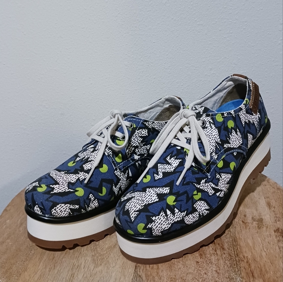 Caterpillar Retro Platform Sneakers - Picture 1 of 9